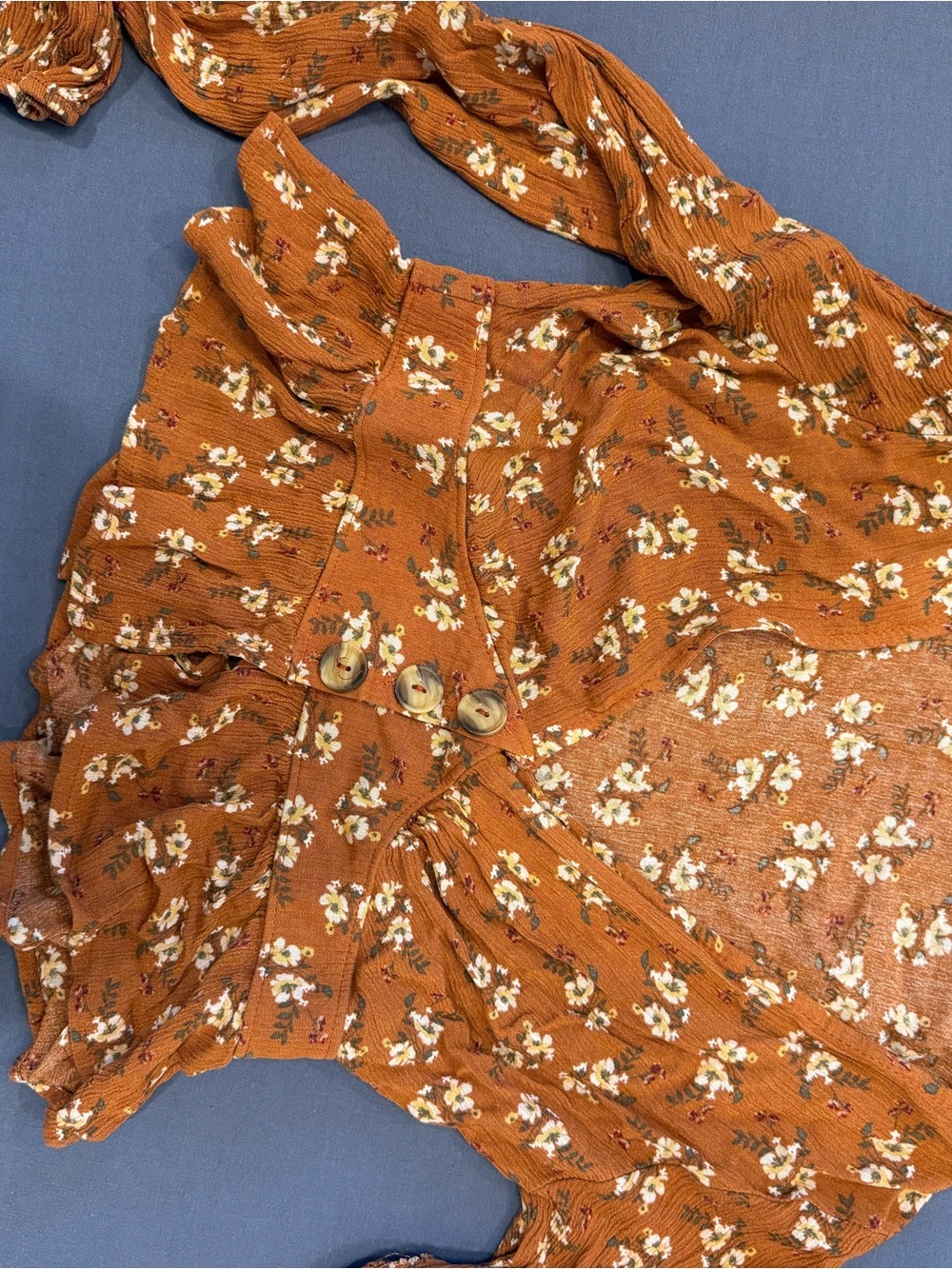 Sky and Sparrow Rust Floral Button-Front Blouse